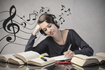 studying.jpeg 824x549 360x240 - List od Sylwii 2/3: Czy warto studiować muzykę?